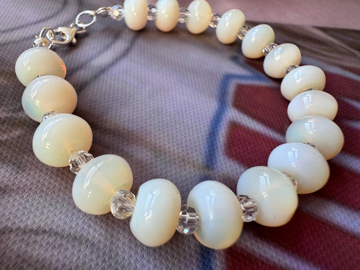 cream opaline bead bracelet