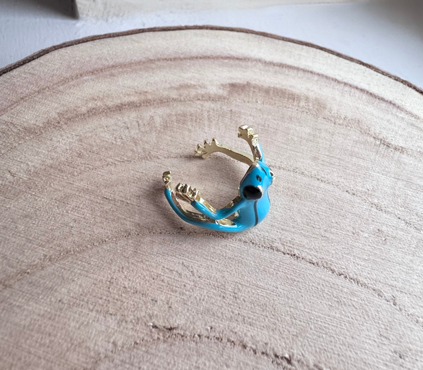 frog enamel ring