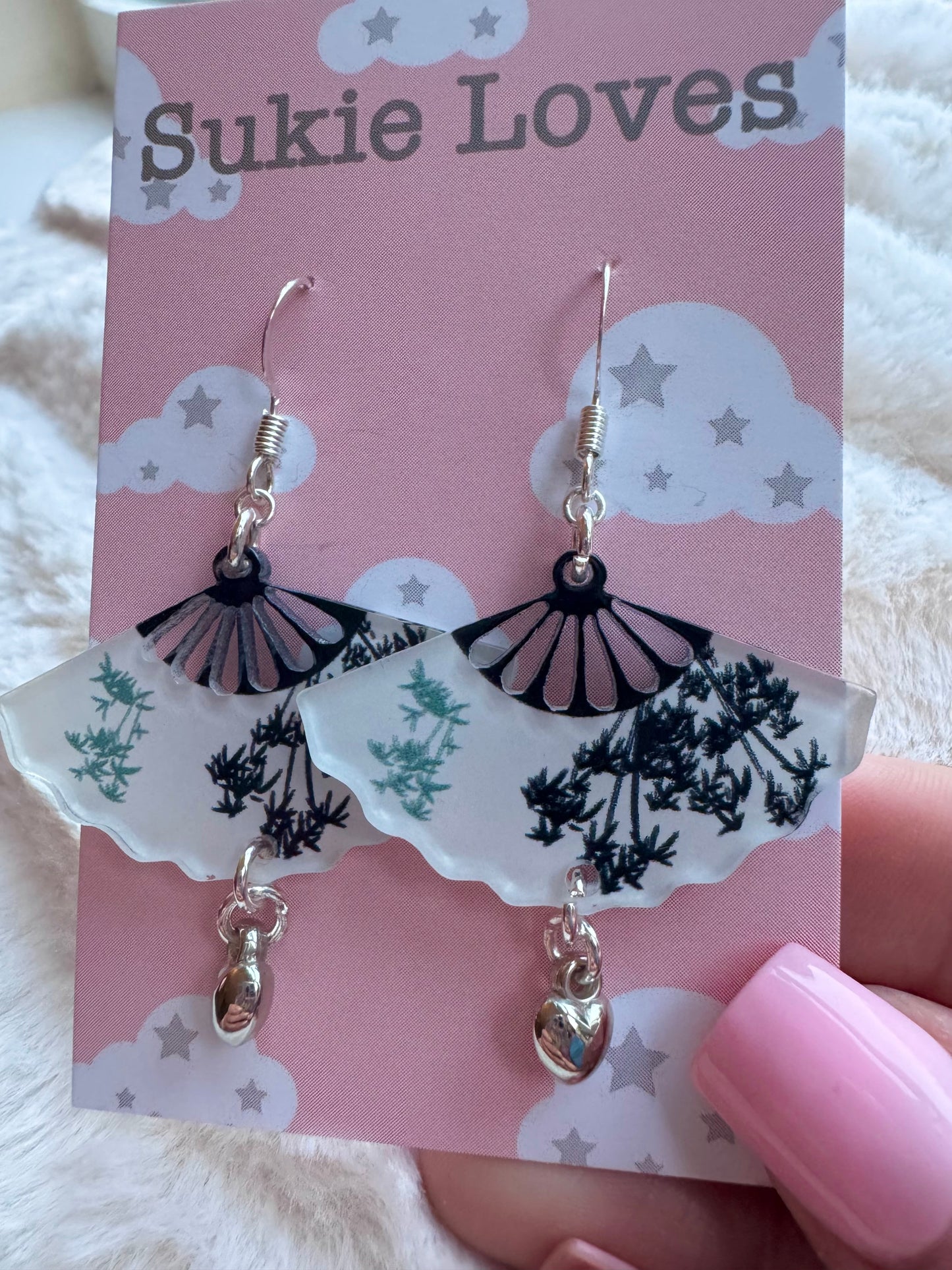 oriental fan earrings, white