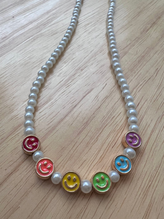 Pearl smiley face Harry necklace