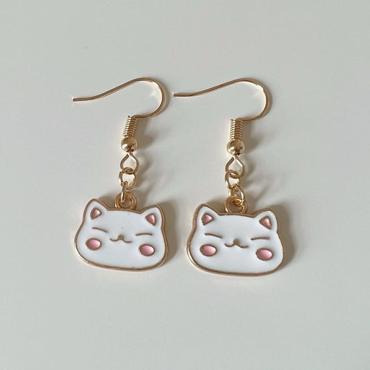 Lucky cat earrings